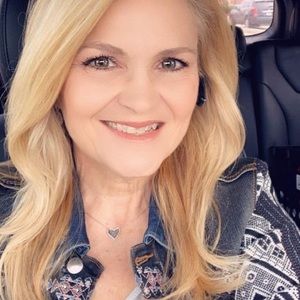 Meet your Posher, Linda